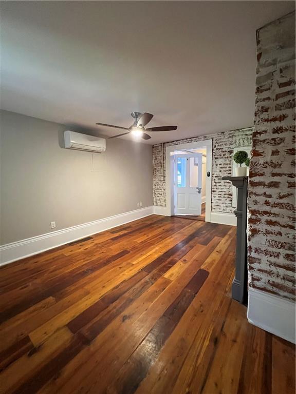 1117 BOURBON Street 4