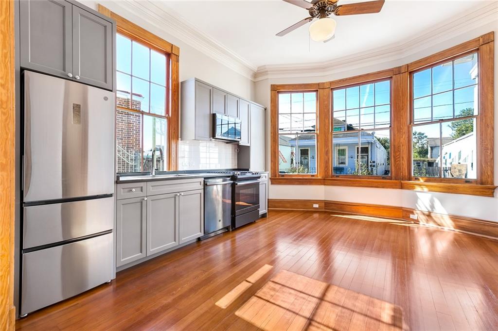 1221 MANDEVILLE Street 101