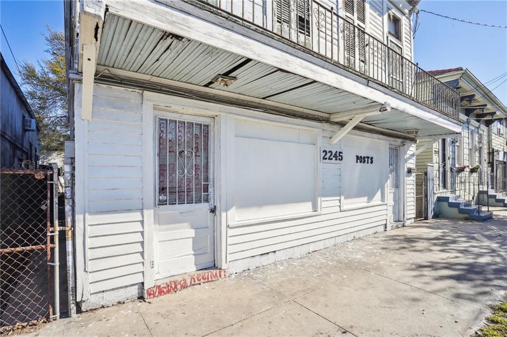 2245 ST CLAUDE Avenue