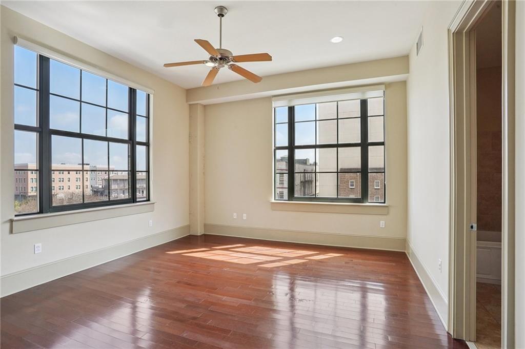 1201 CANAL Street 327