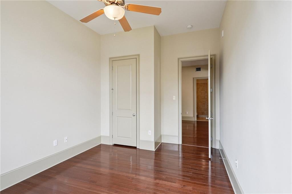 1201 CANAL Street 327