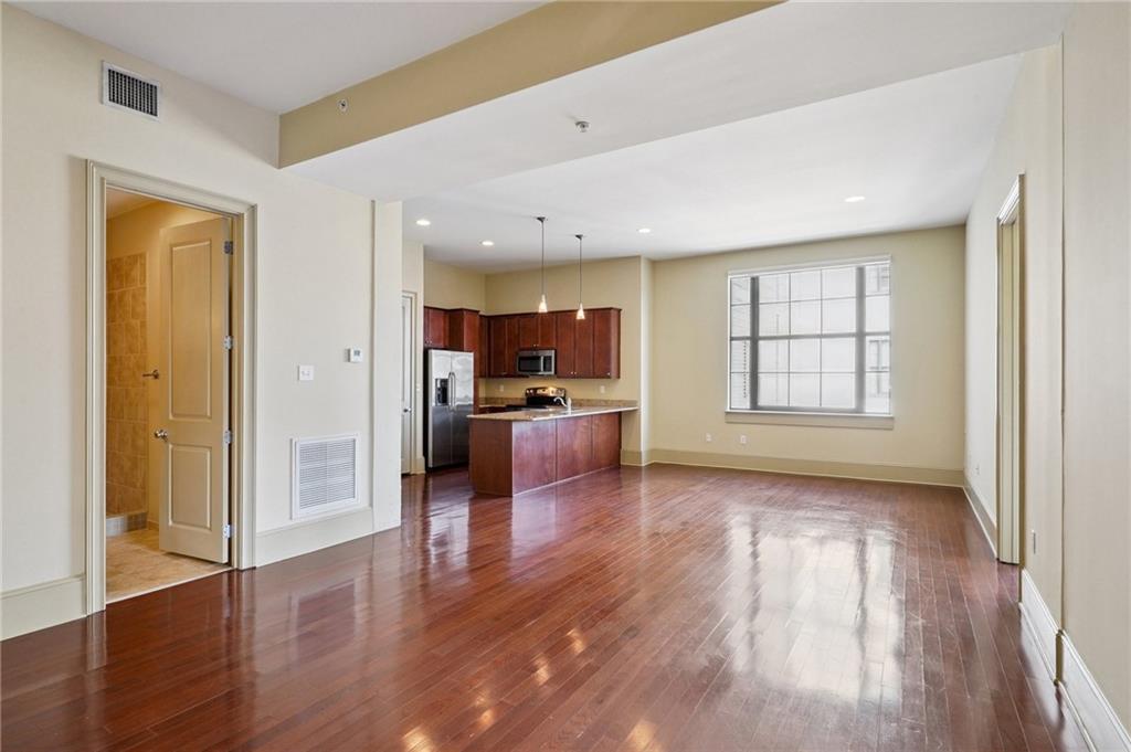 1201 CANAL Street 327