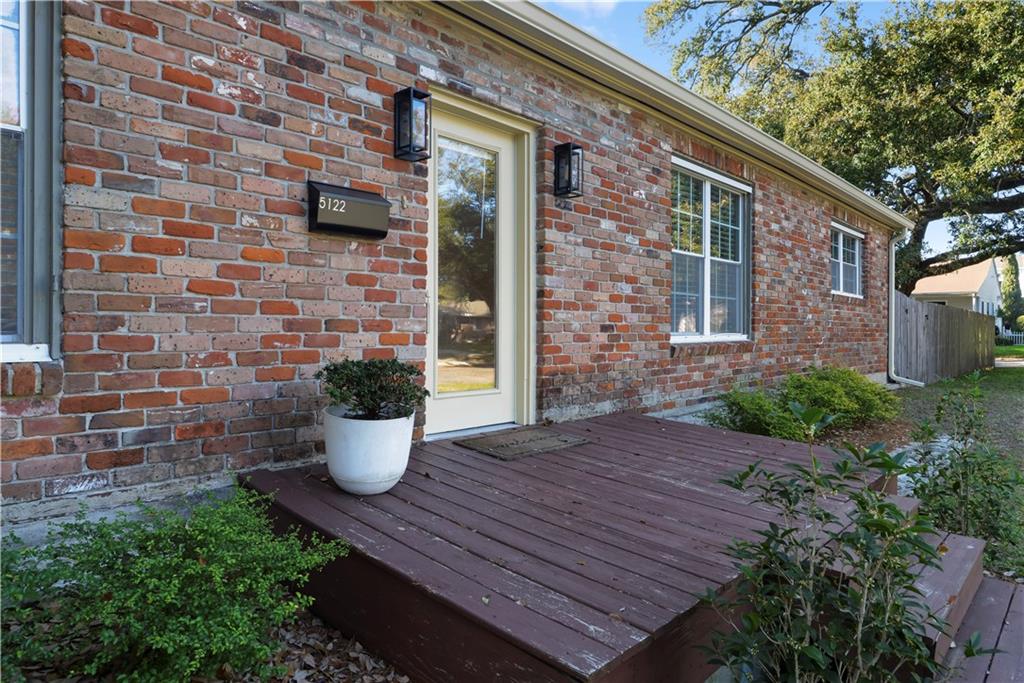 5122 PRATT Drive