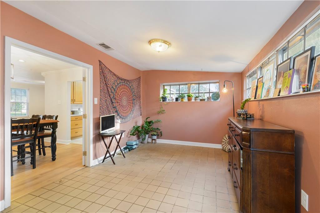 5122 PRATT Drive