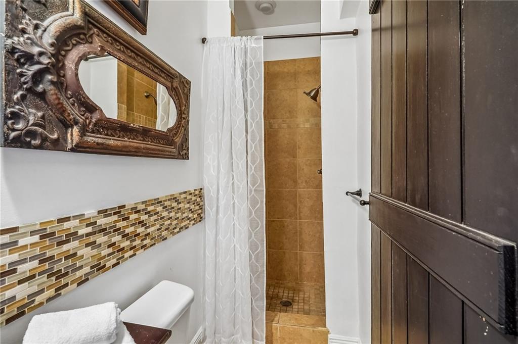 534 CHARTRES Street 6