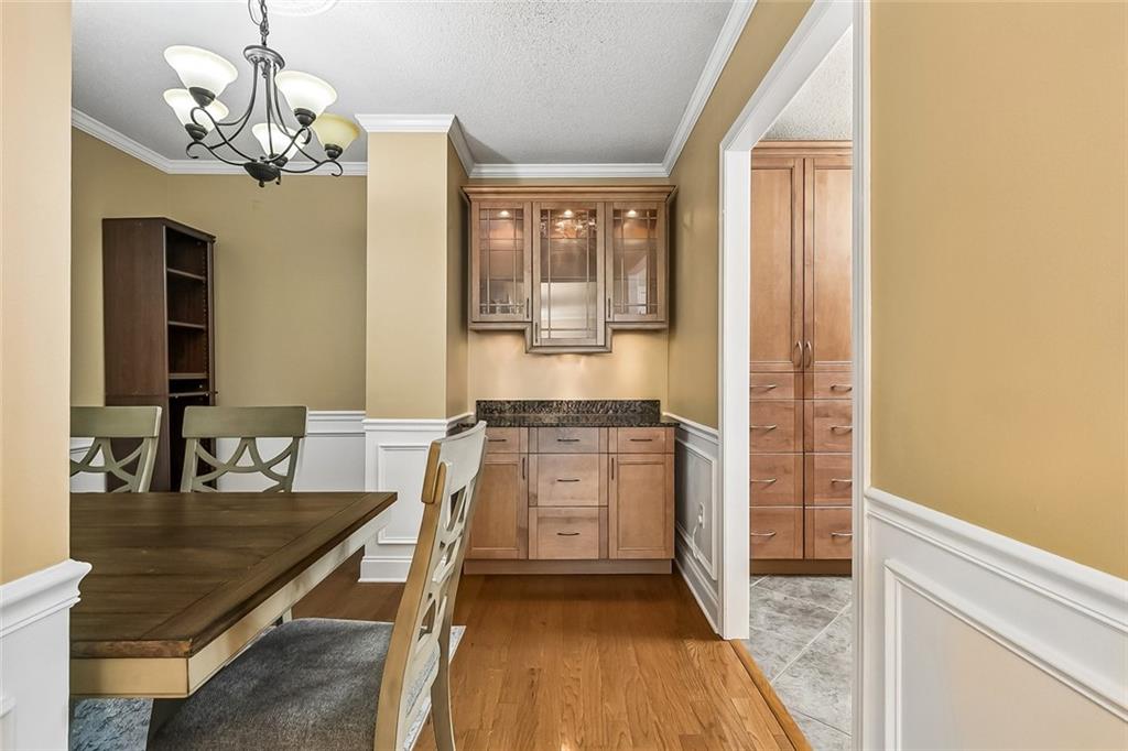 1750 SAINT CHARLES Avenue 320