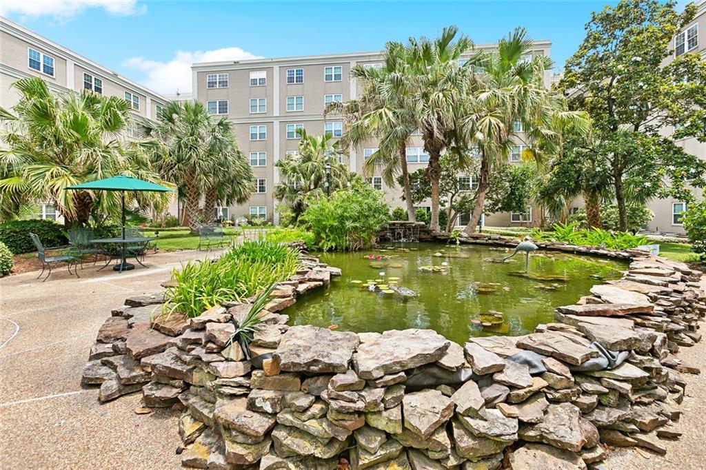 1750 SAINT CHARLES Avenue 320