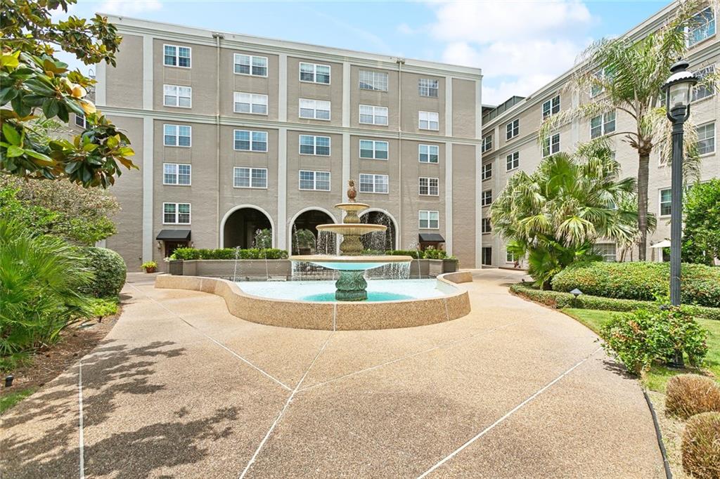 1750 SAINT CHARLES Avenue 320