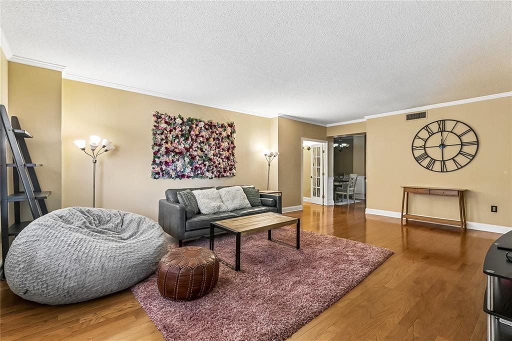 1750 SAINT CHARLES Avenue 320