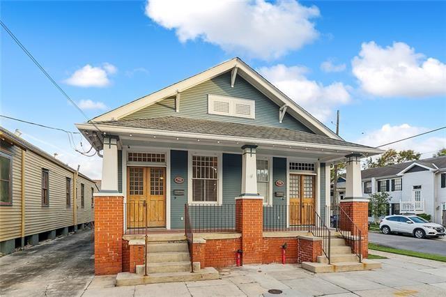 702 N ALEXANDER Street
