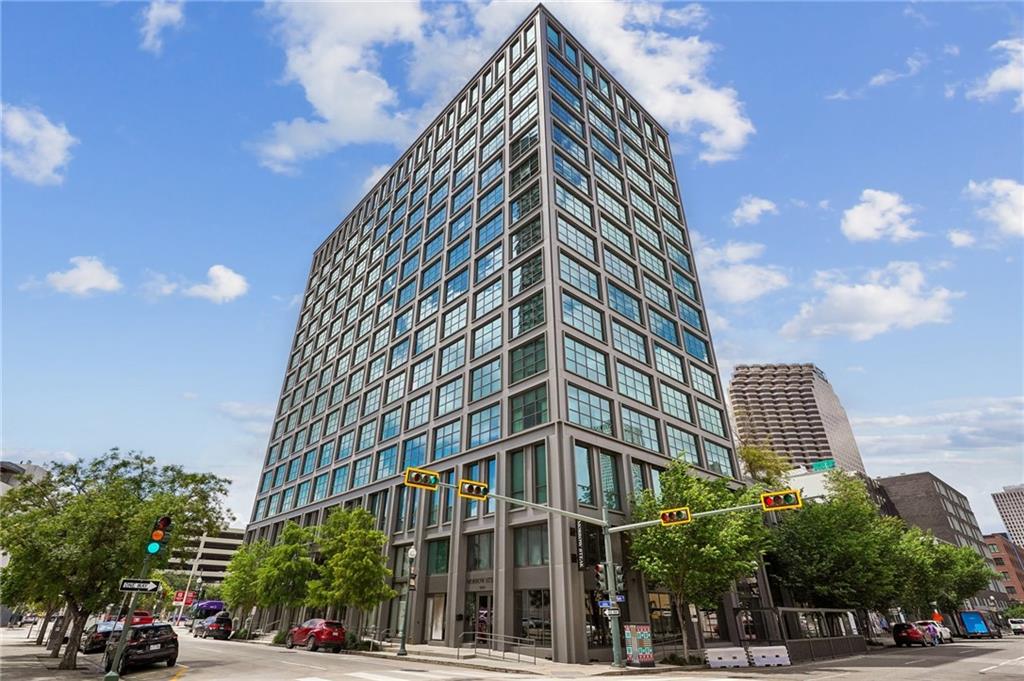 1001 JULIA Street 5A