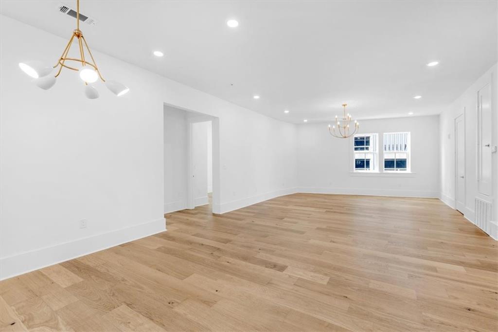 875 O'KEEFE Avenue 301