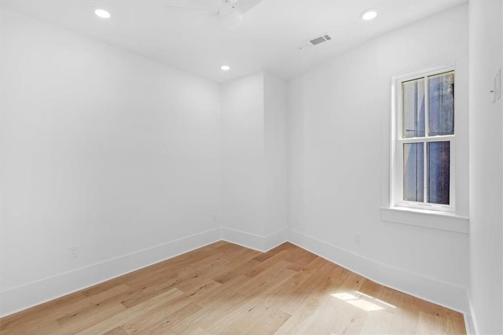 875 O'KEEFE Avenue 301