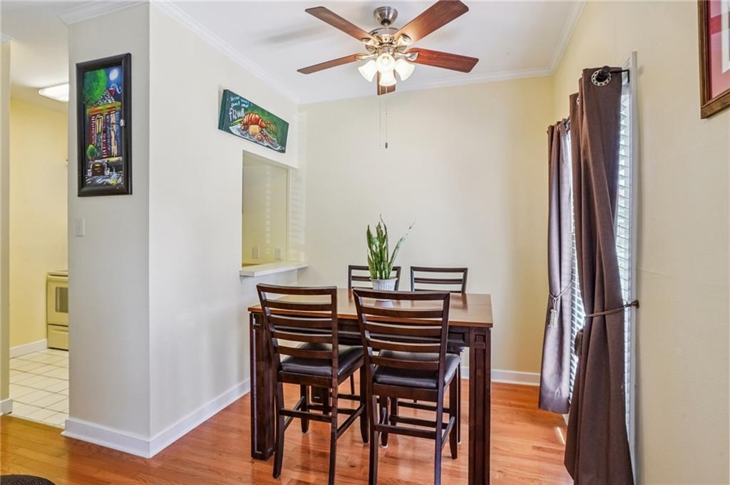 822 TOURO Street 1