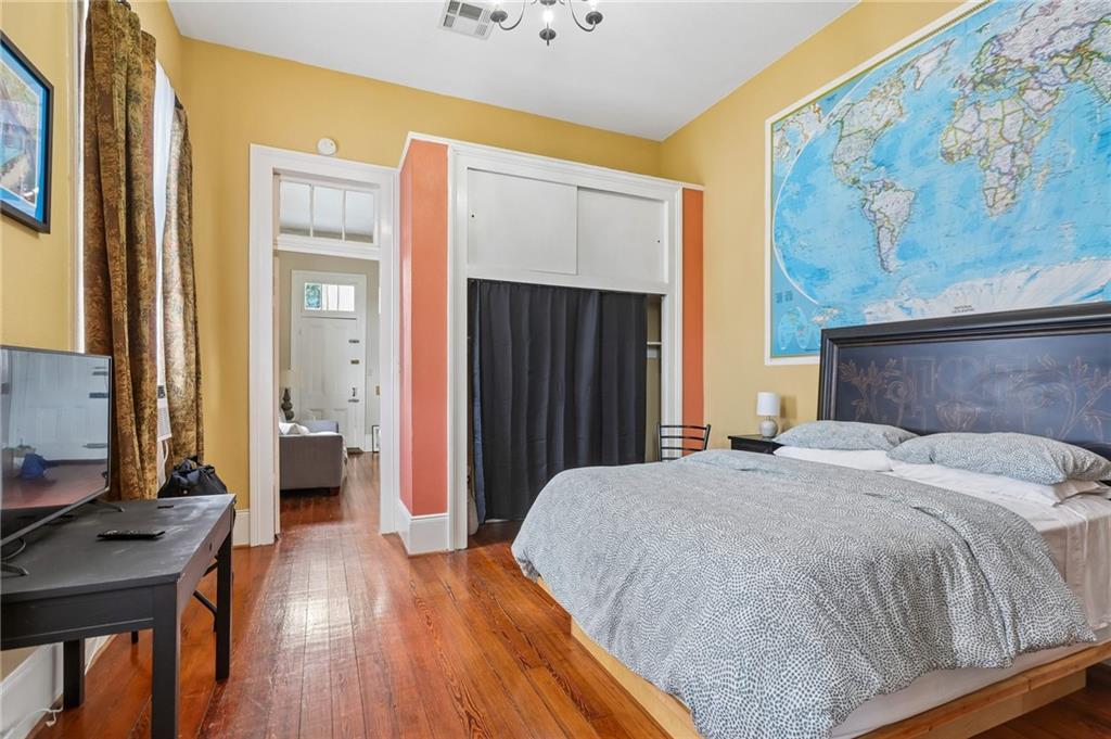 622 FRENCHMEN Street