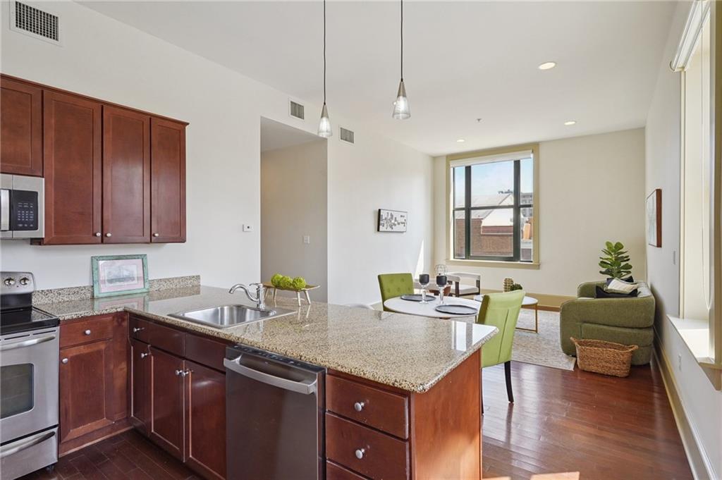 1201 CANAL Street 407