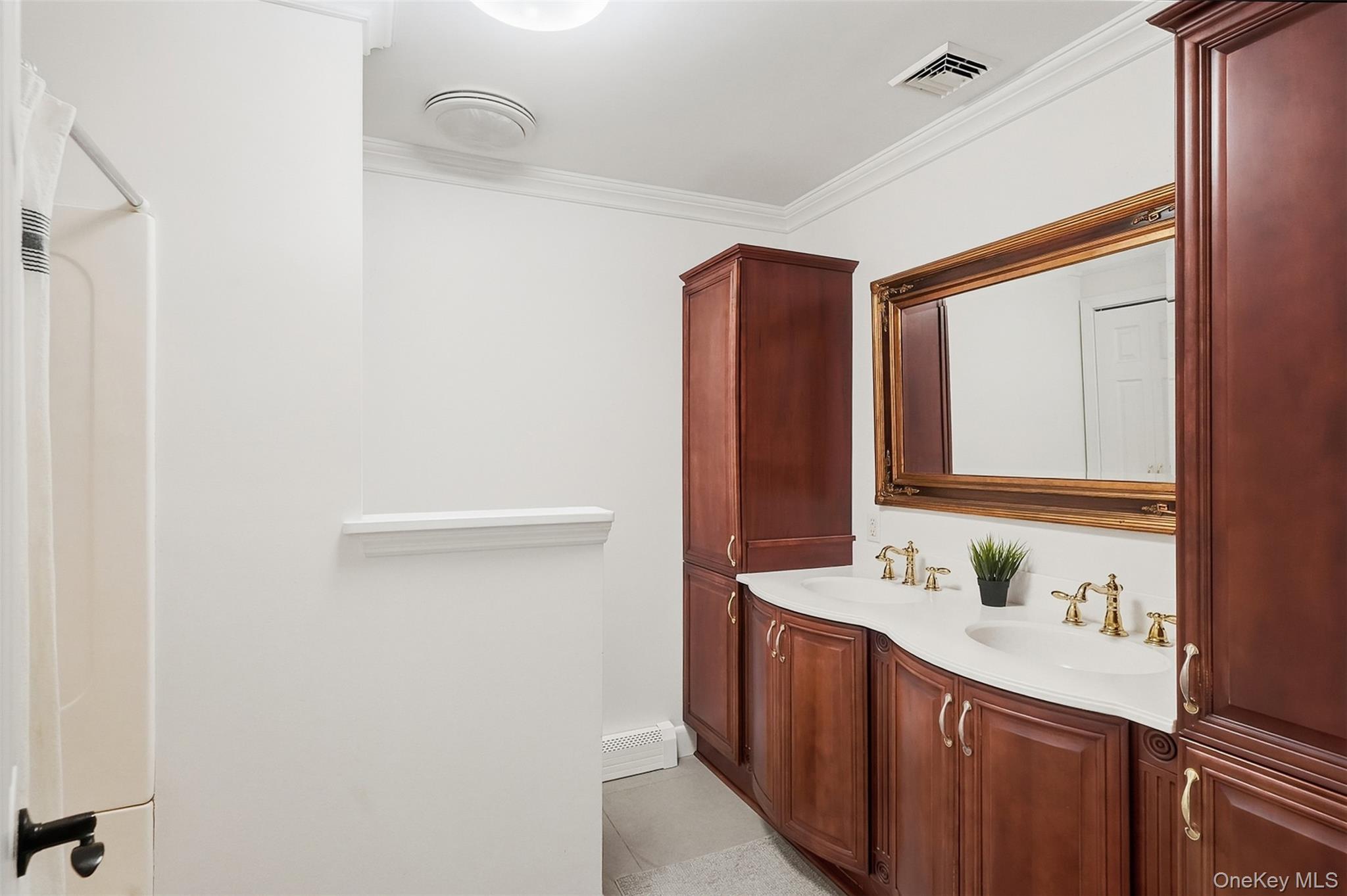 12 Wawayanda Road
