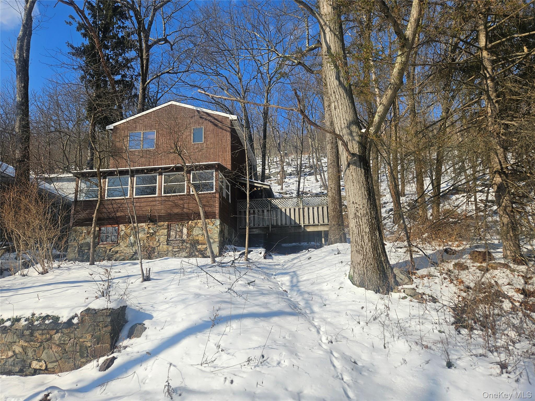 52 Deer Trail S
