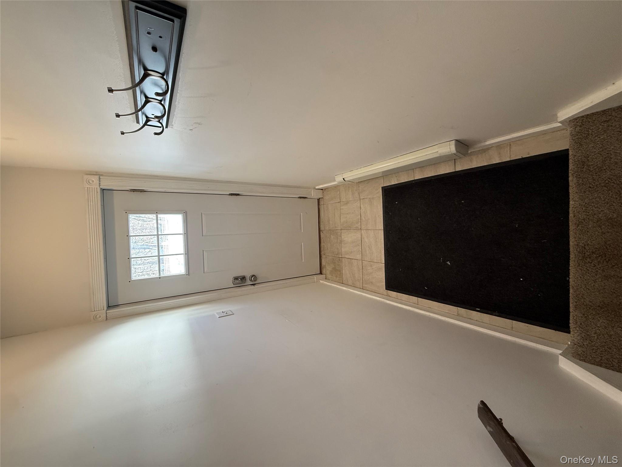 24 Saint James Place Unit: Apt #1