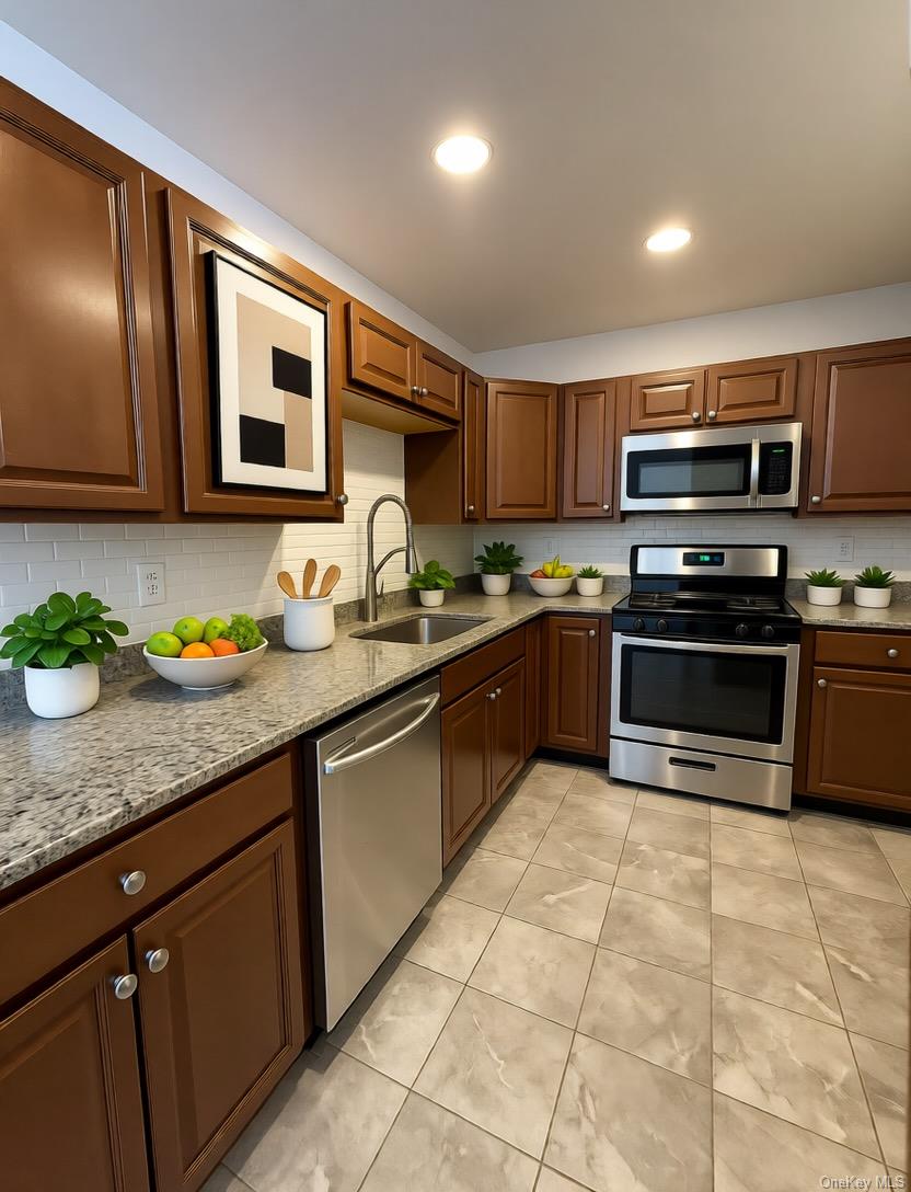 24 Saint James Place Unit: Apt #1