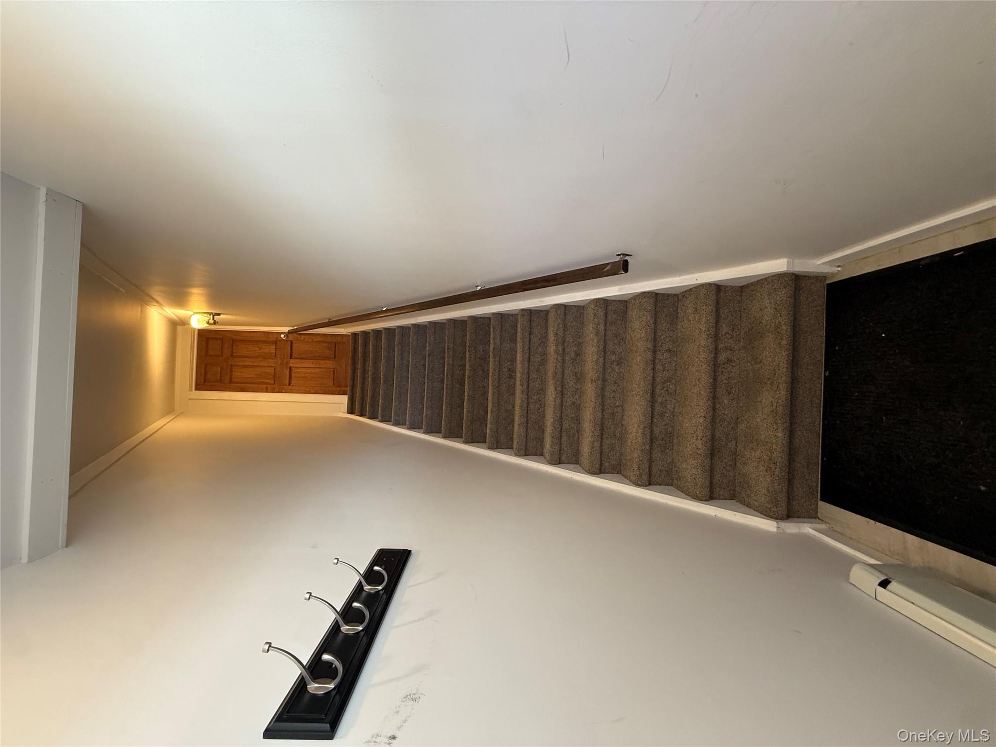 24 Saint James Place Unit: Apt #1