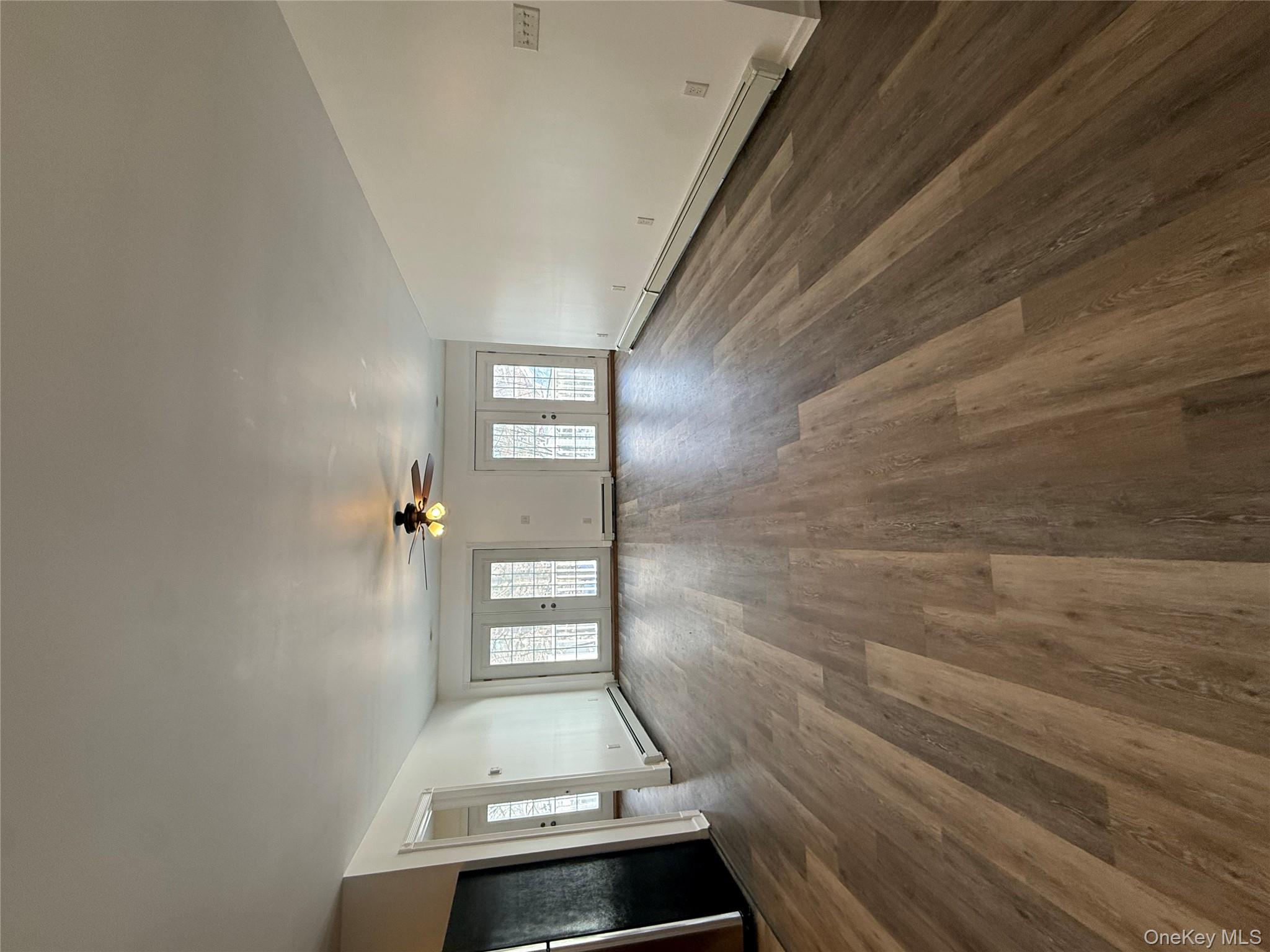 24 Saint James Place Unit: Apt #1