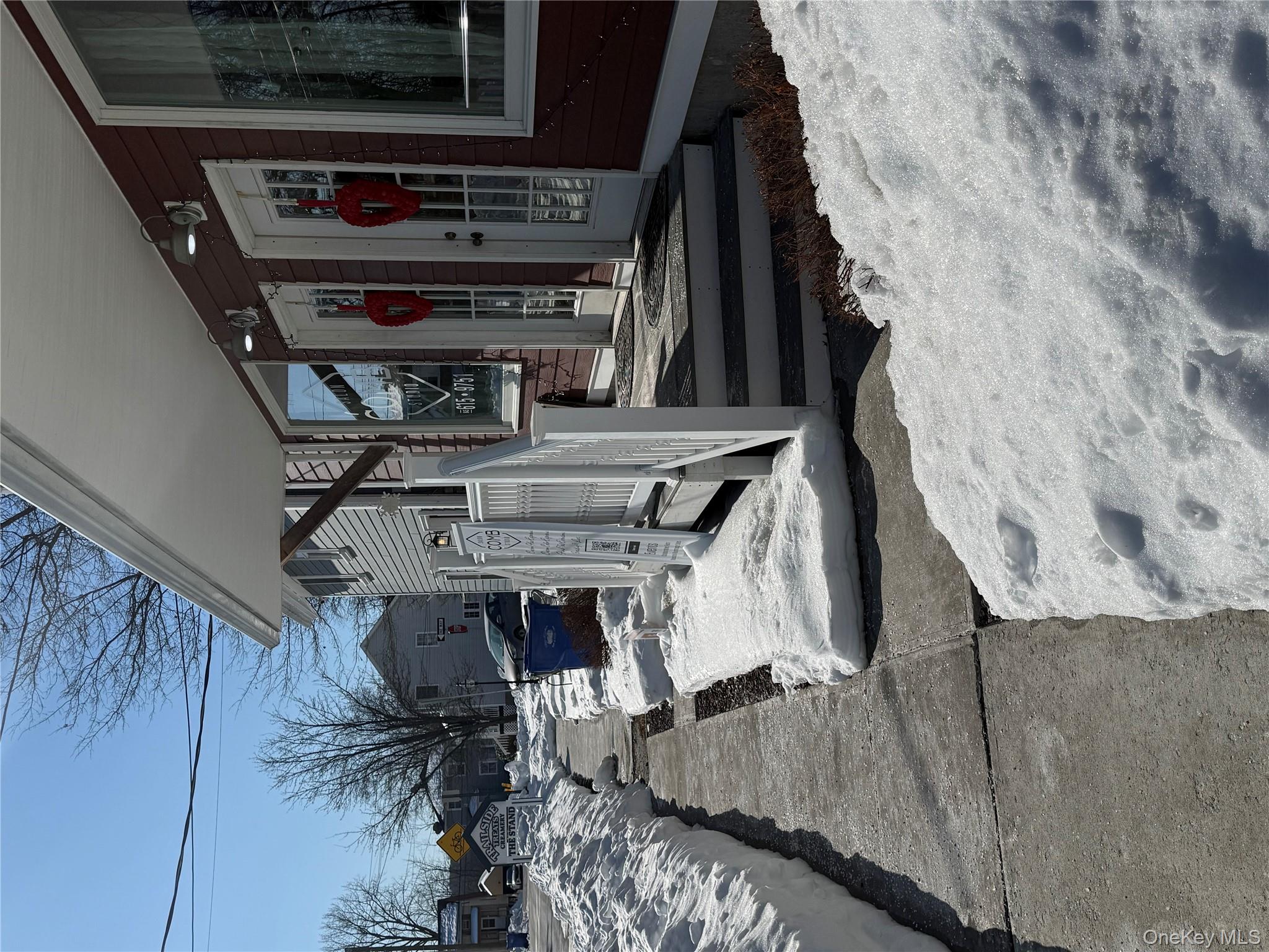 24 Saint James Place Unit: Apt #1