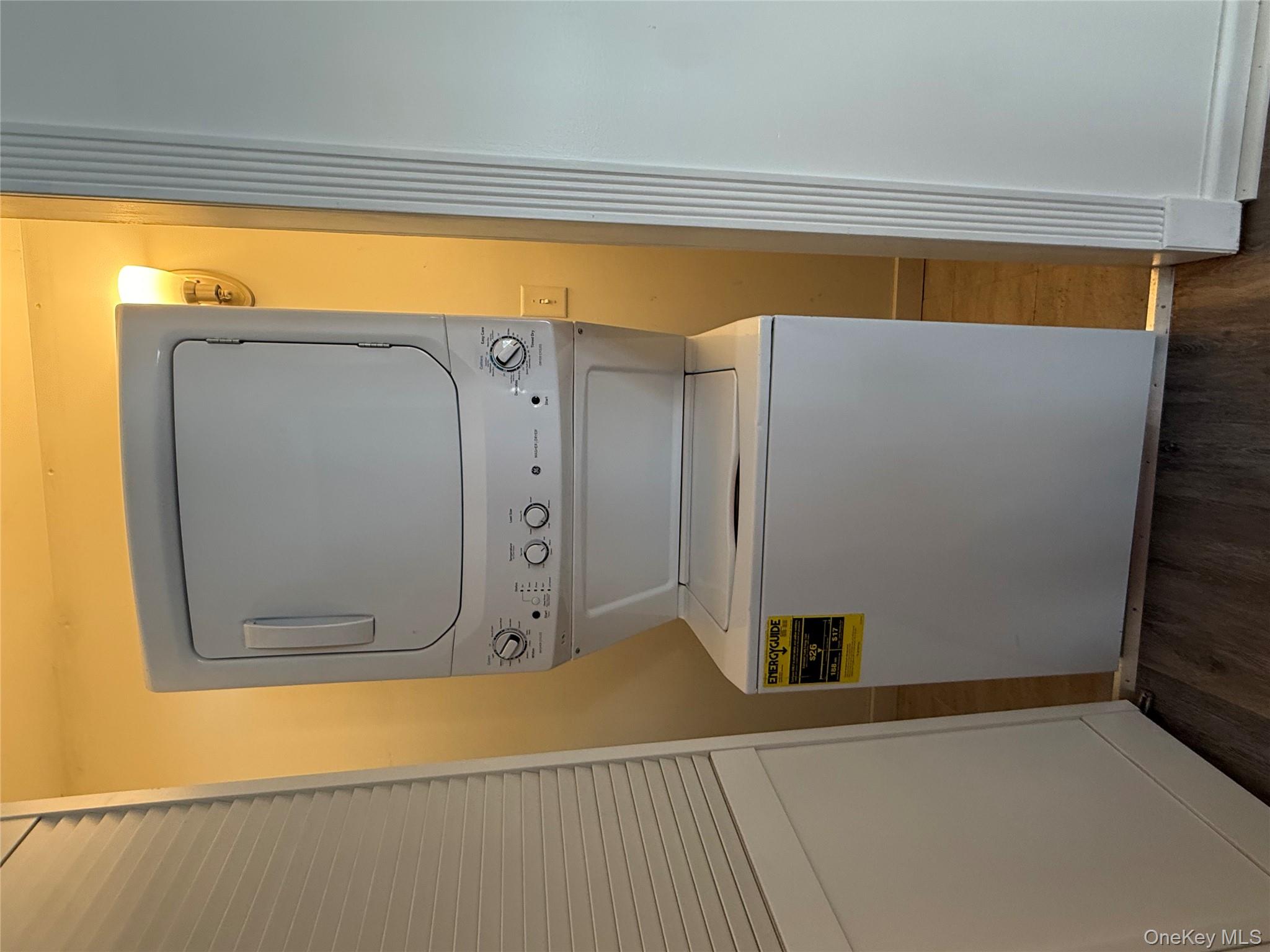 24 Saint James Place Unit: Apt #1