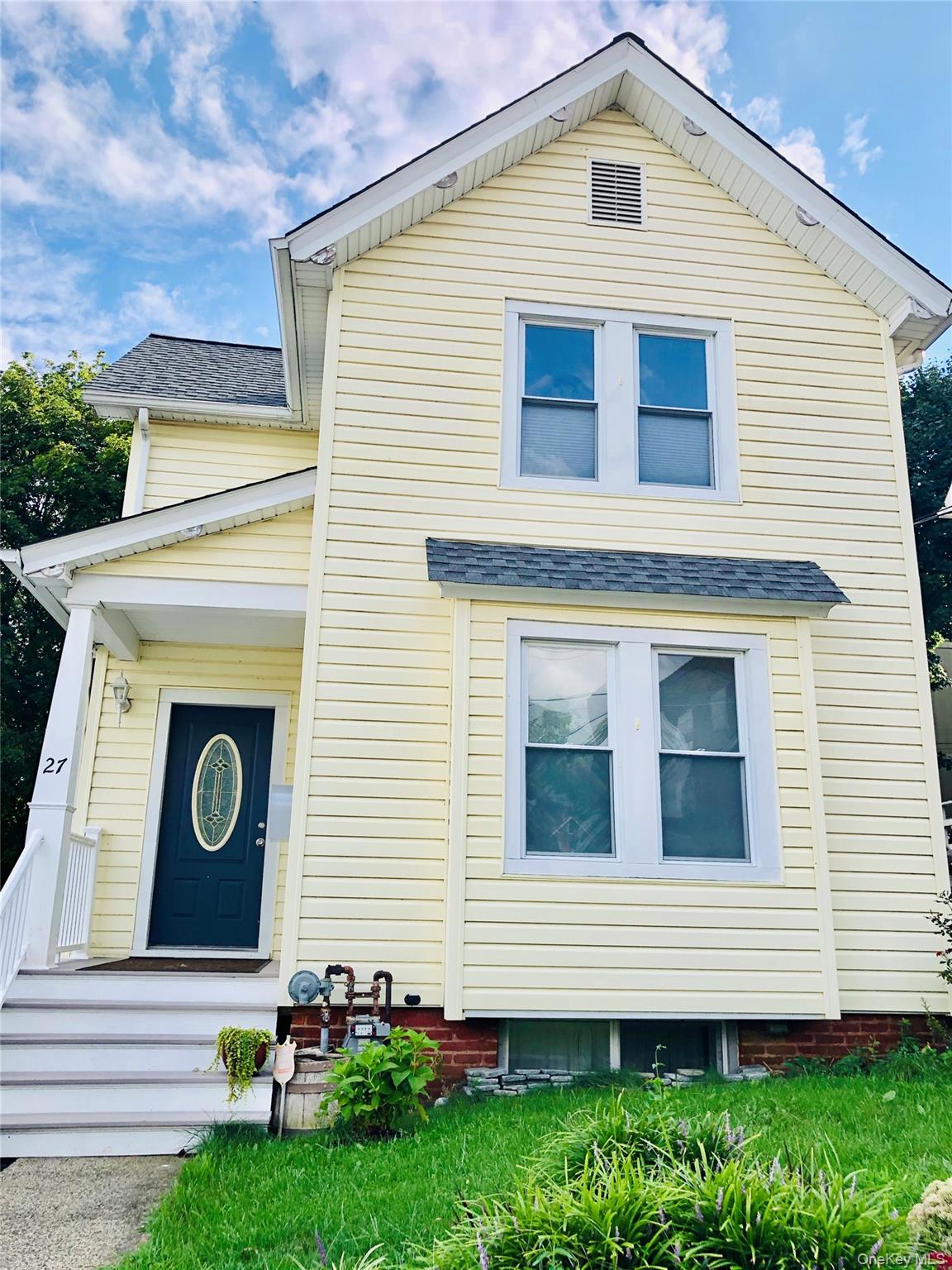 27 Lydecker Street