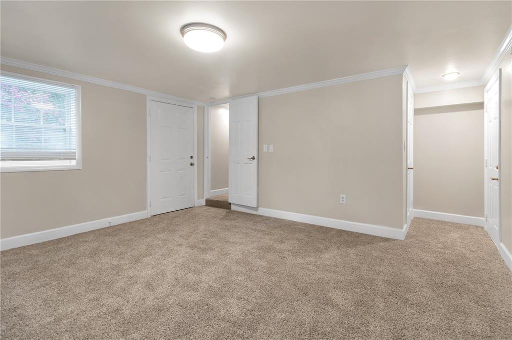 500 OAKVIEW Drive