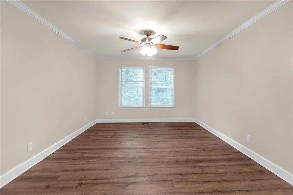 500 OAKVIEW Drive