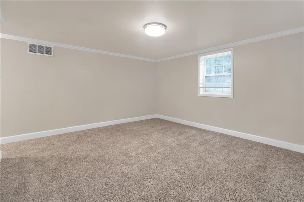 500 OAKVIEW Drive