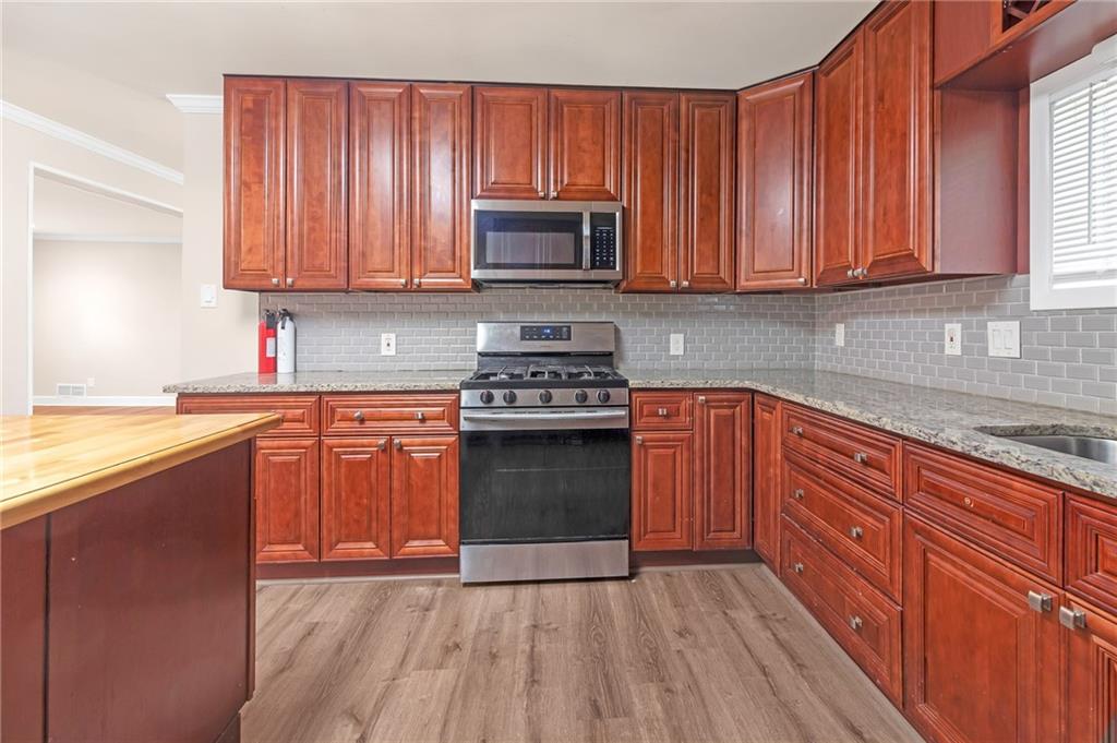 500 OAKVIEW Drive