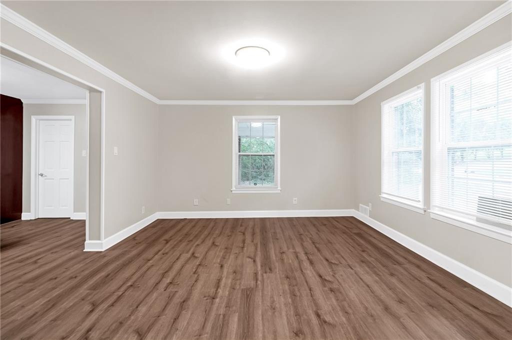 500 OAKVIEW Drive