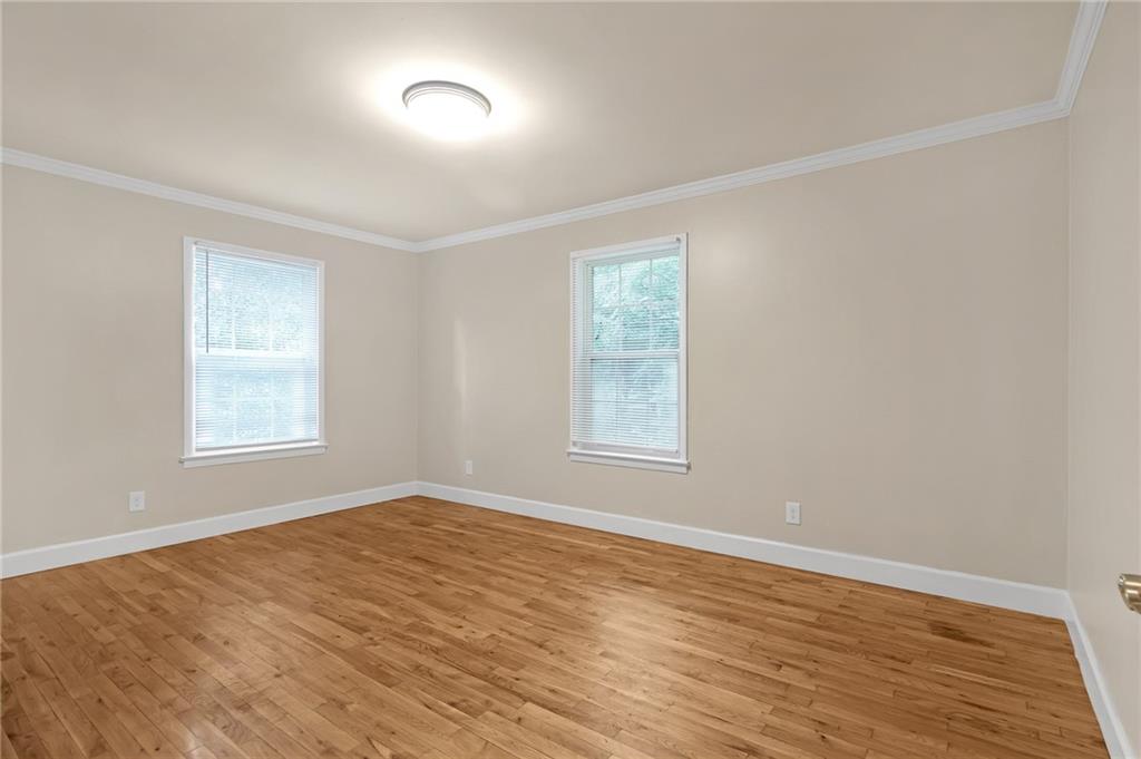 500 OAKVIEW Drive