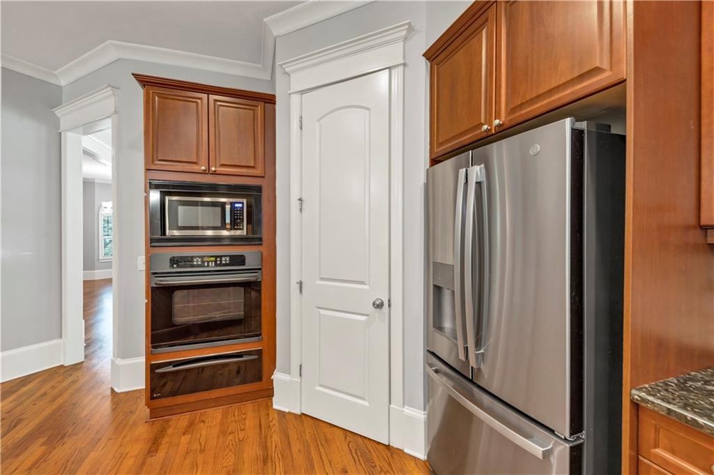 3243 BAKEWELL Street