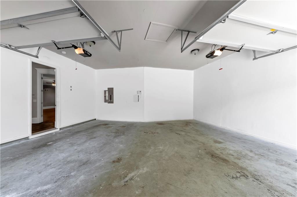 3243 BAKEWELL Street