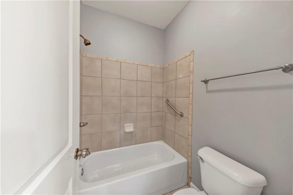 3243 BAKEWELL Street