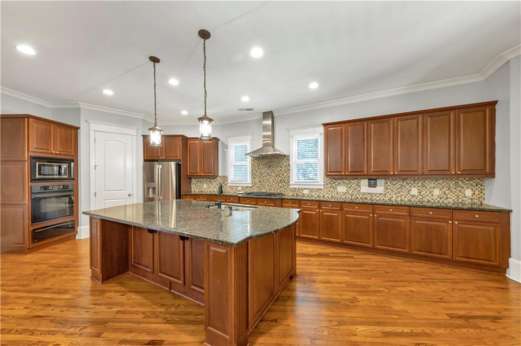 3243 BAKEWELL Street