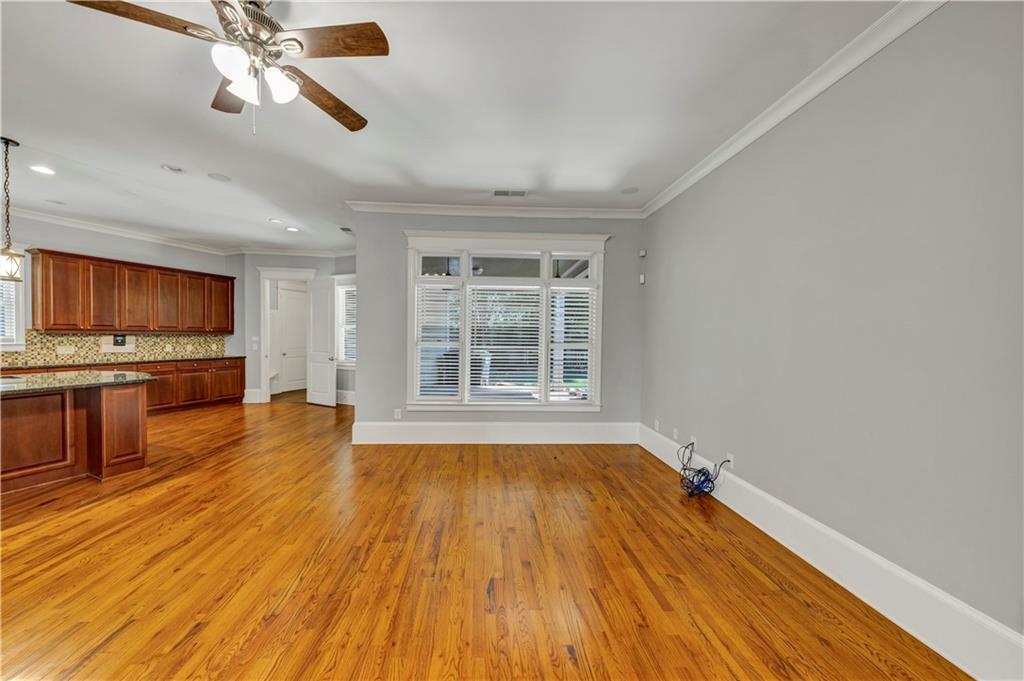 3243 BAKEWELL Street