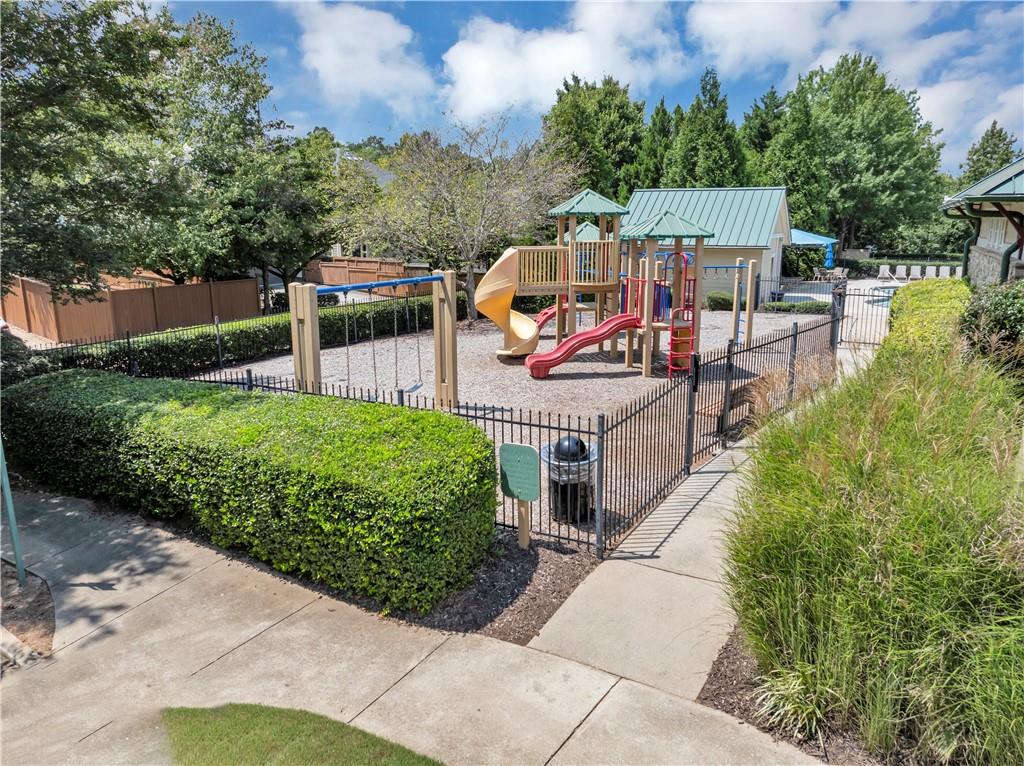 3243 BAKEWELL Street