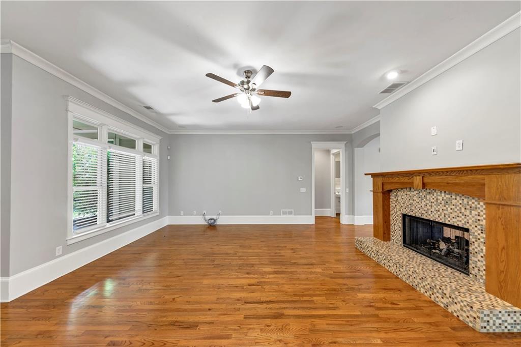 3243 BAKEWELL Street