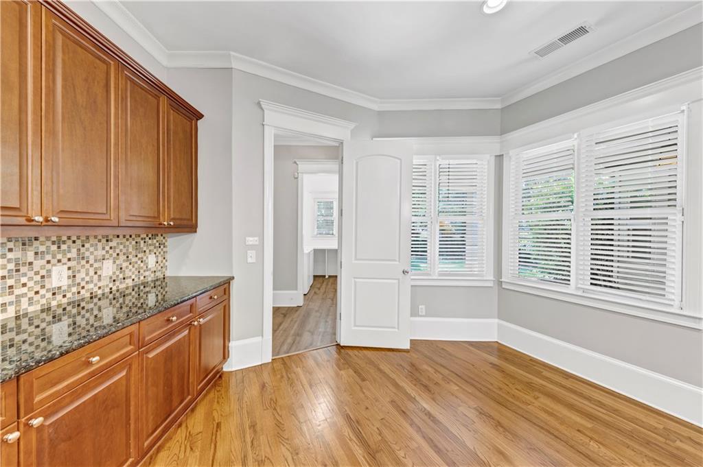 3243 BAKEWELL Street