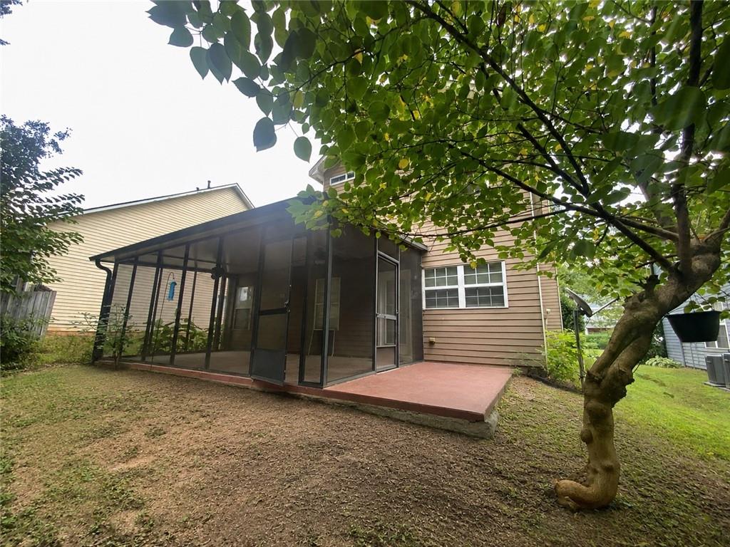 1560 Anna Ruby Lane