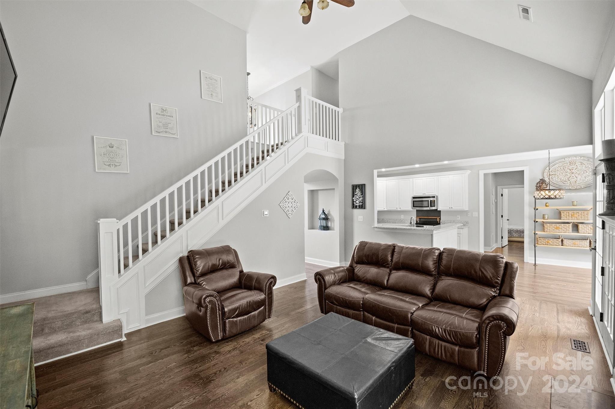 5079 Cramer Woods Drive