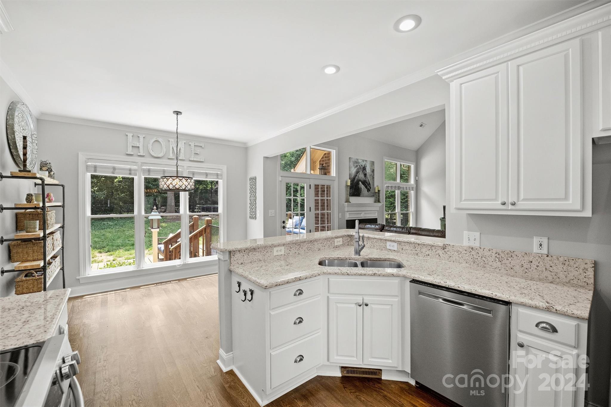 5079 Cramer Woods Drive