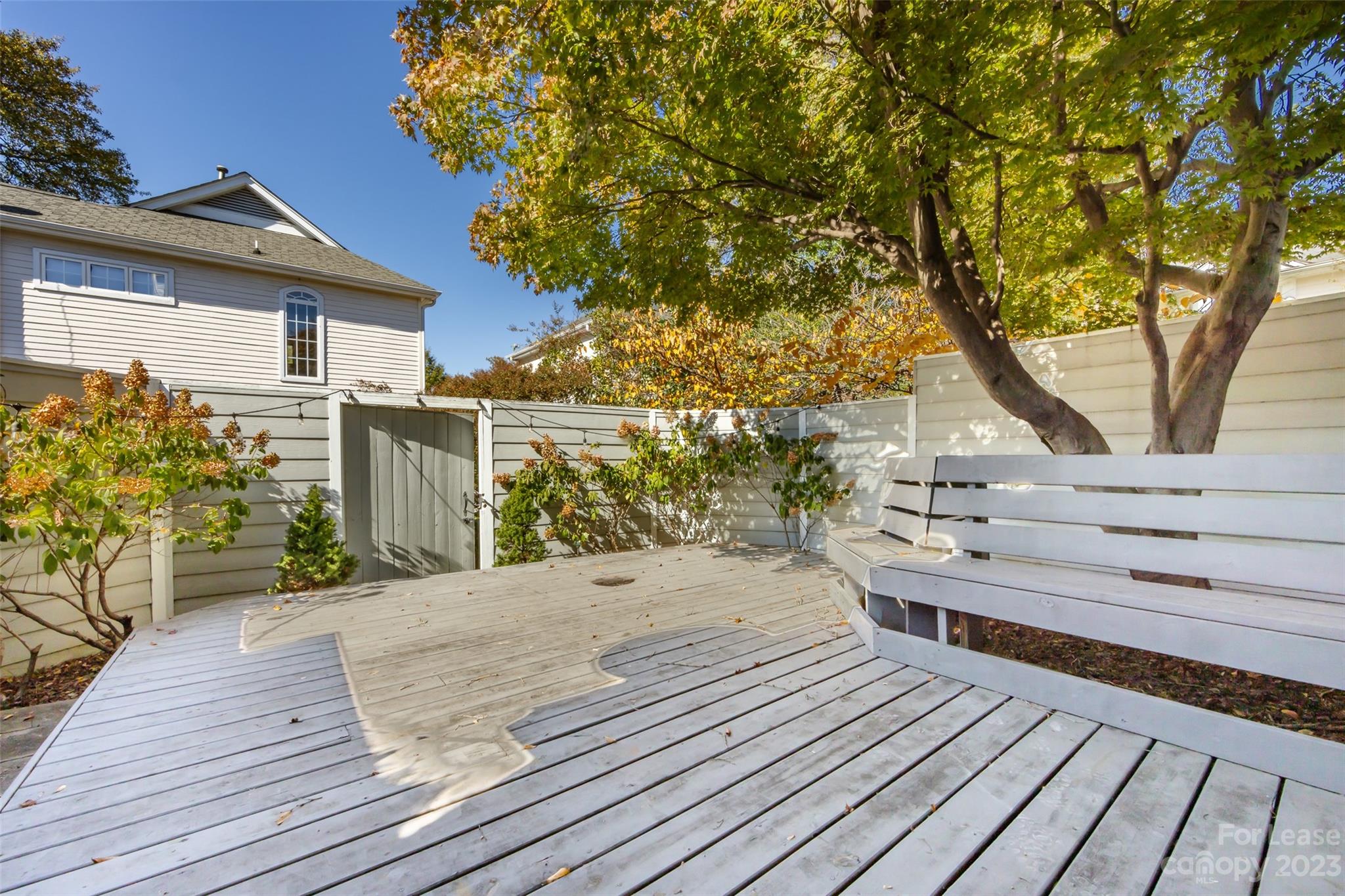 412 Clarkson Green Street