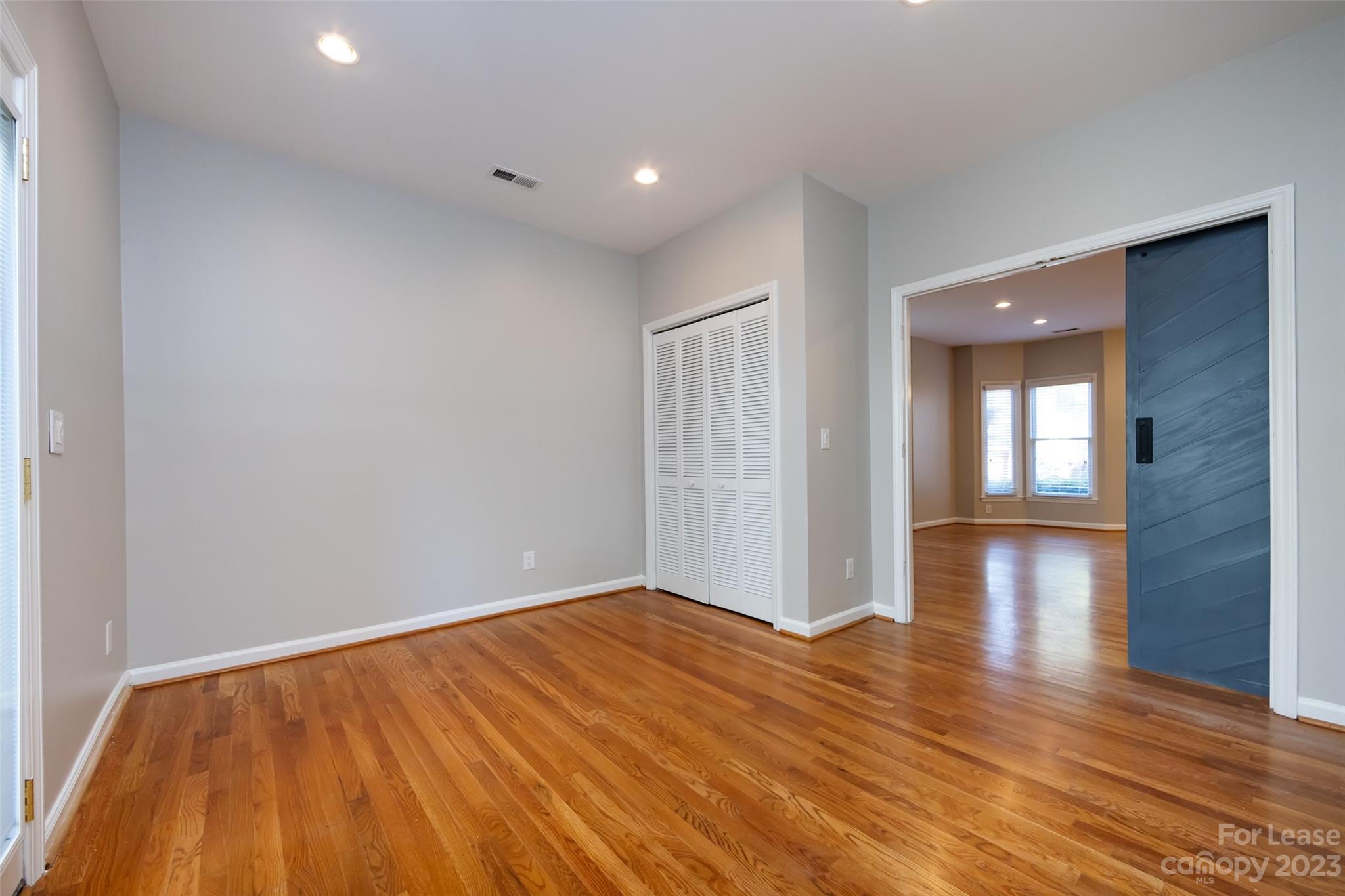 412 Clarkson Green Street