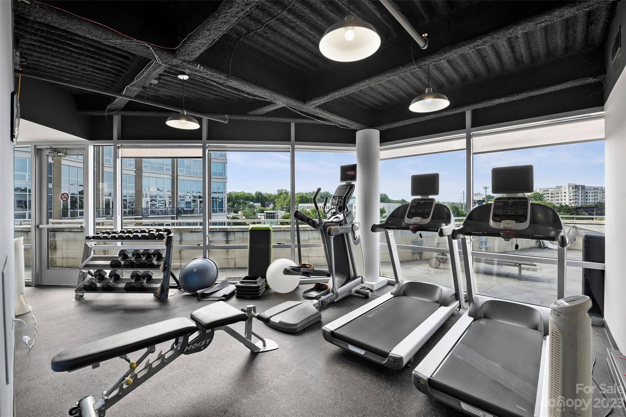 1133 Metropolitan Avenue Unit: 313