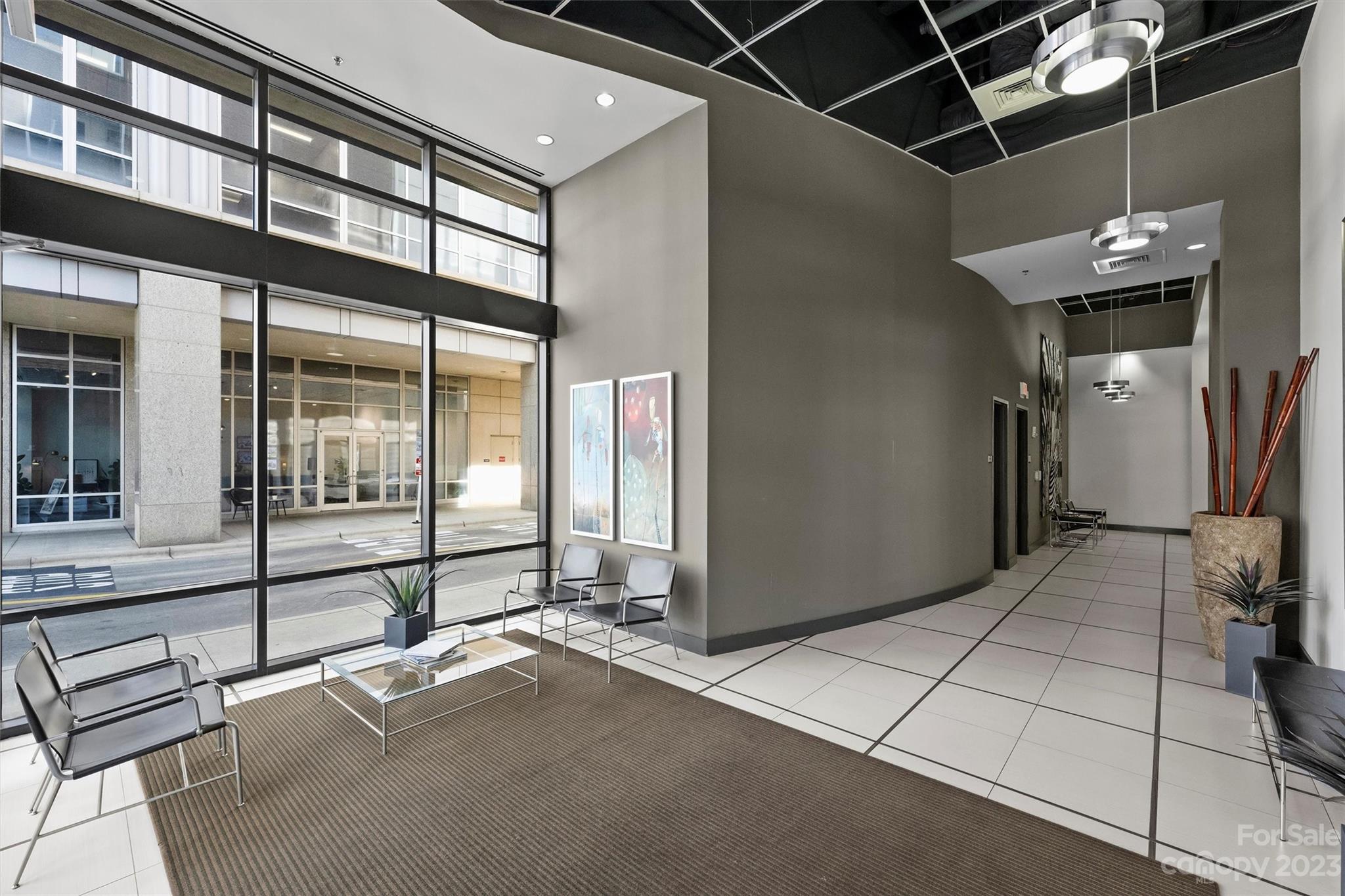 1133 Metropolitan Avenue Unit: 313